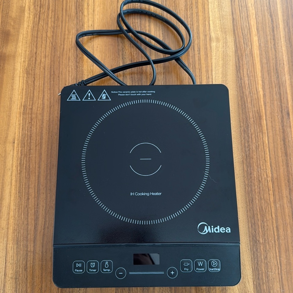 NWOT Midea portable induction burner